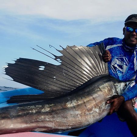 Fish Tobago Guesthouse Buccoo Екстериор снимка